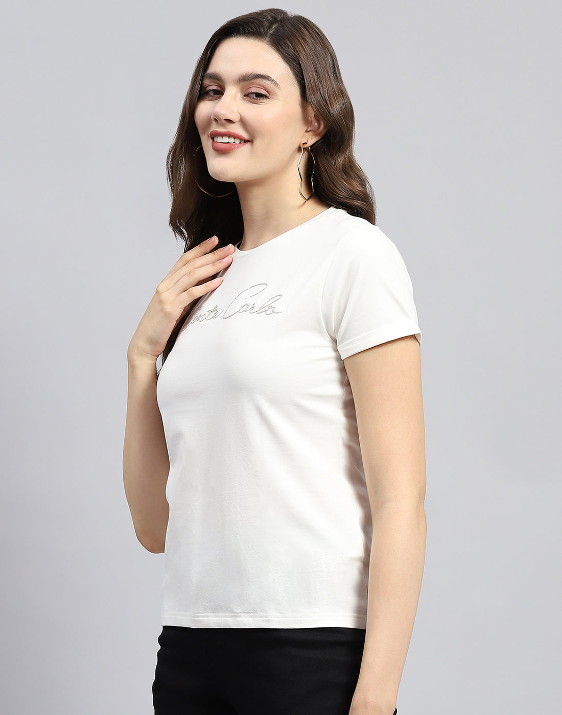 Women White Solid Round Neck Half Sleeve Top