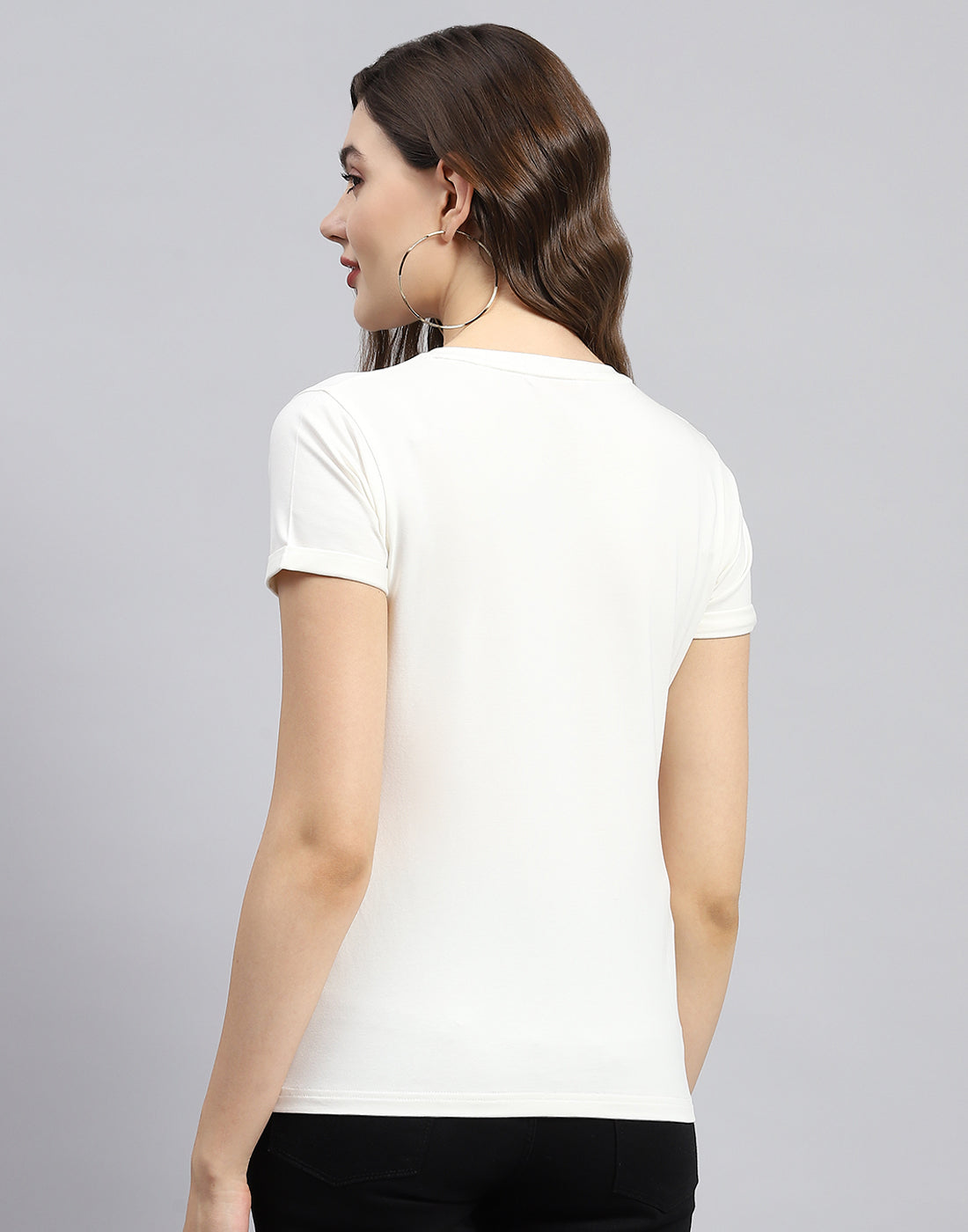Women White Solid Round Neck Half Sleeve Top
