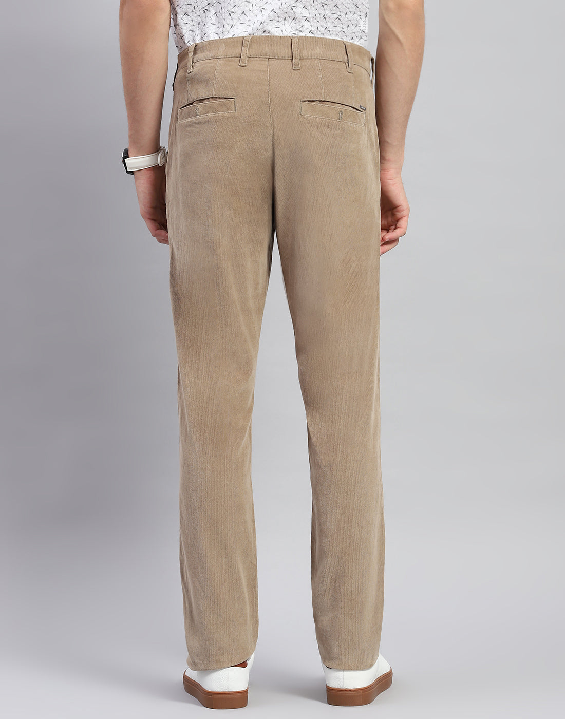 Men Khaki Solid Regular Fit Trouser