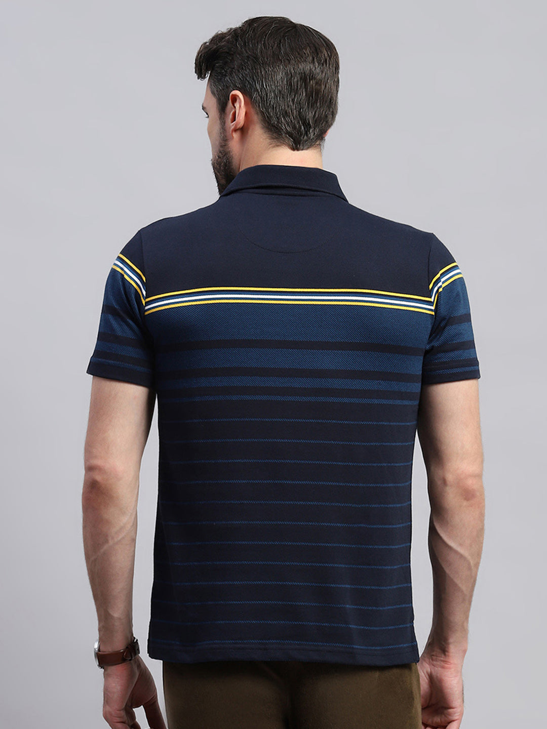 Men Olive Solid Regular Fit Trouser