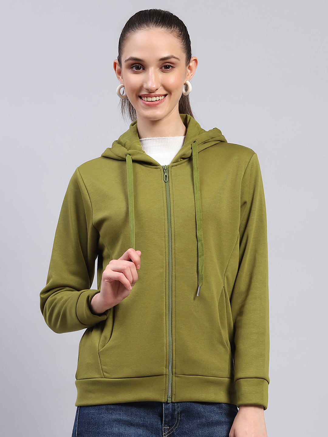 Women Green Solid Hooded Full Sleeve Sweatshirt