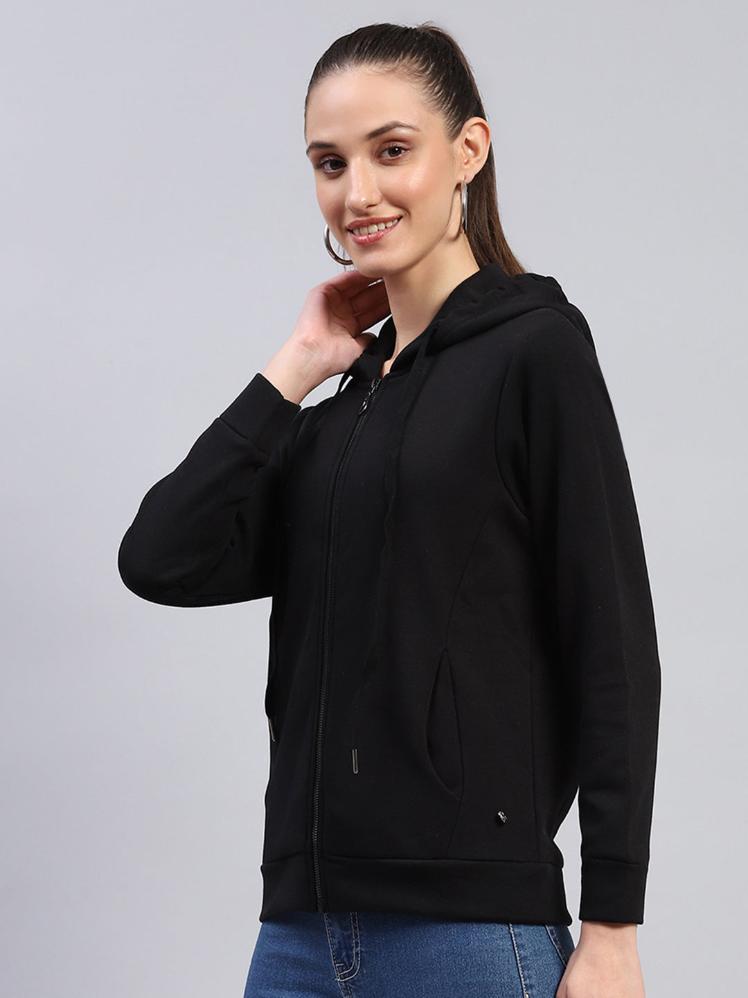 Women Black Solid Hooded Full Sleeve Sweatshirt