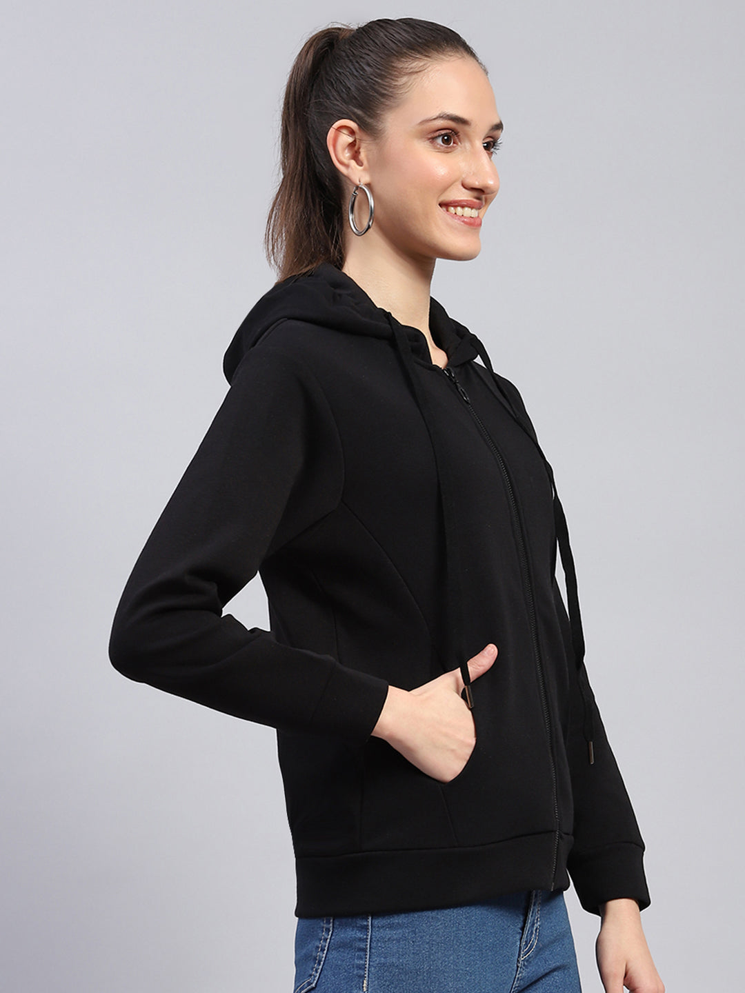 Women Black Solid Hooded Full Sleeve Sweatshirt
