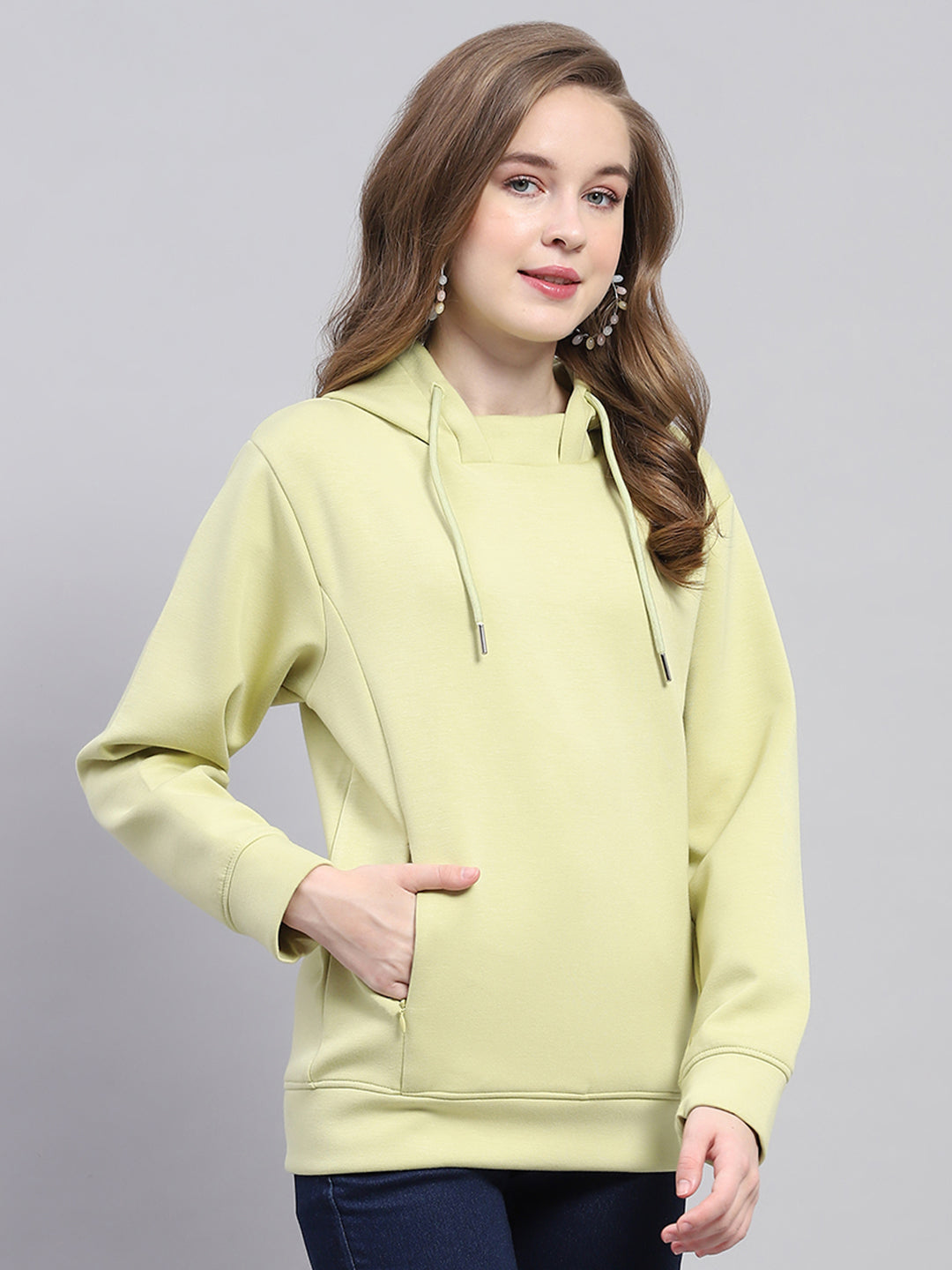 Women Green Solid Hooded Full Sleeve Sweatshirt