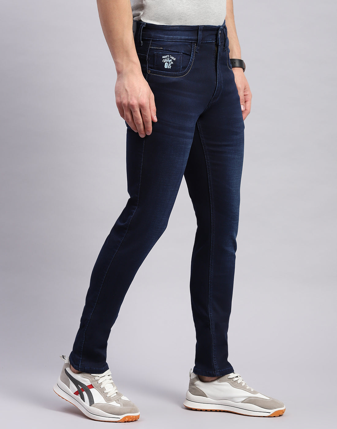 Men Blue Light Wash Skinny Fit Denim