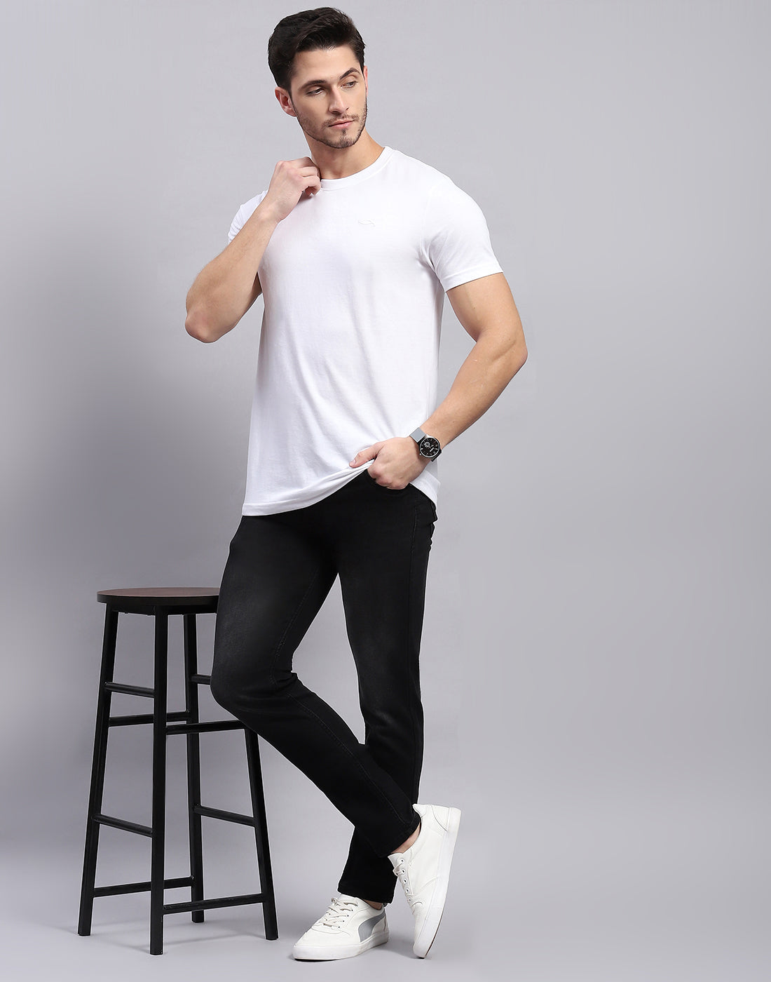 Men Black Light Wash Regular Fit Denim