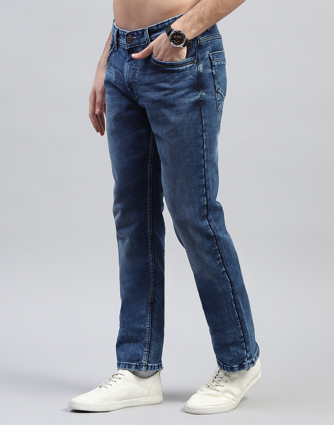 Men Blue Solid Straight Fit Denim