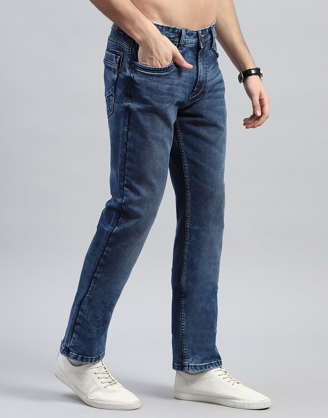 Men Blue Solid Straight Fit Denim