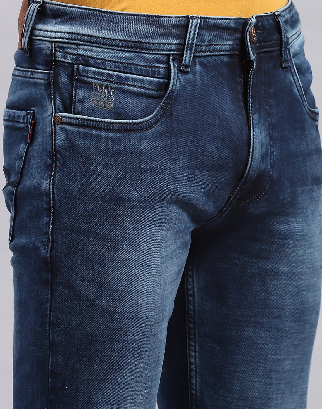 Men Blue Light Wash Slim Fit Denim