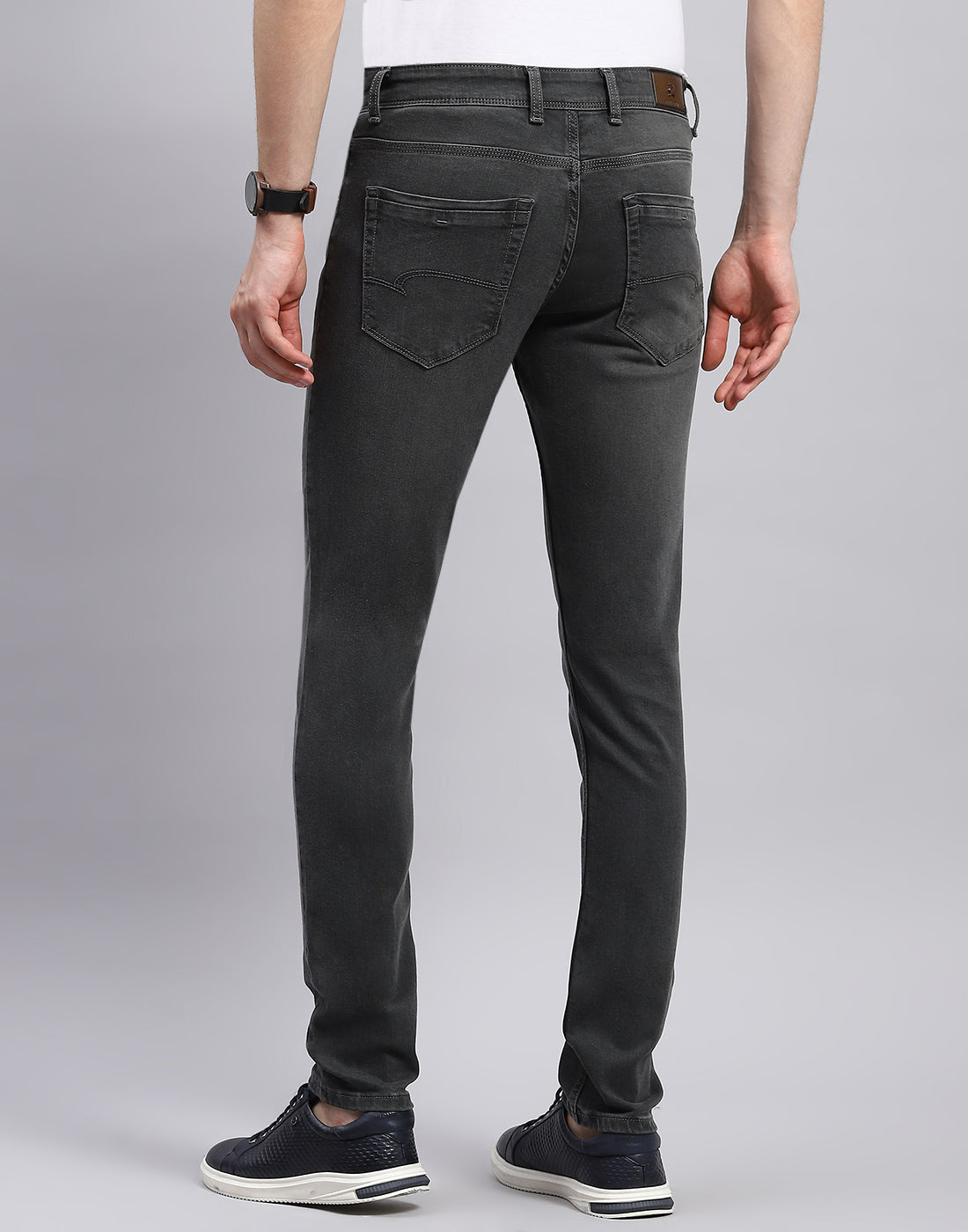 Men Grey Solid Skinny Fit Denim