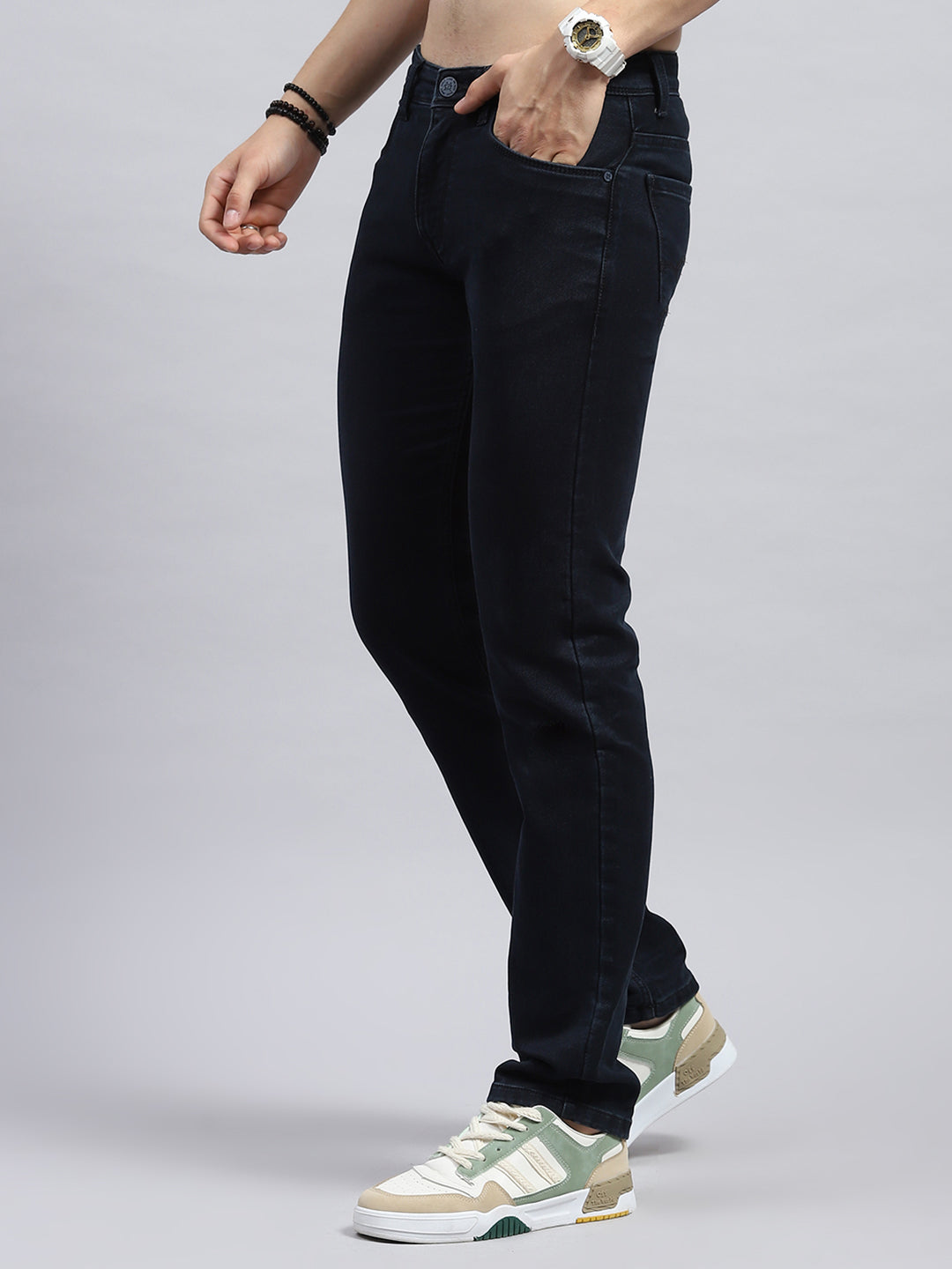 Men Blue Solid Narrow Fit Denim