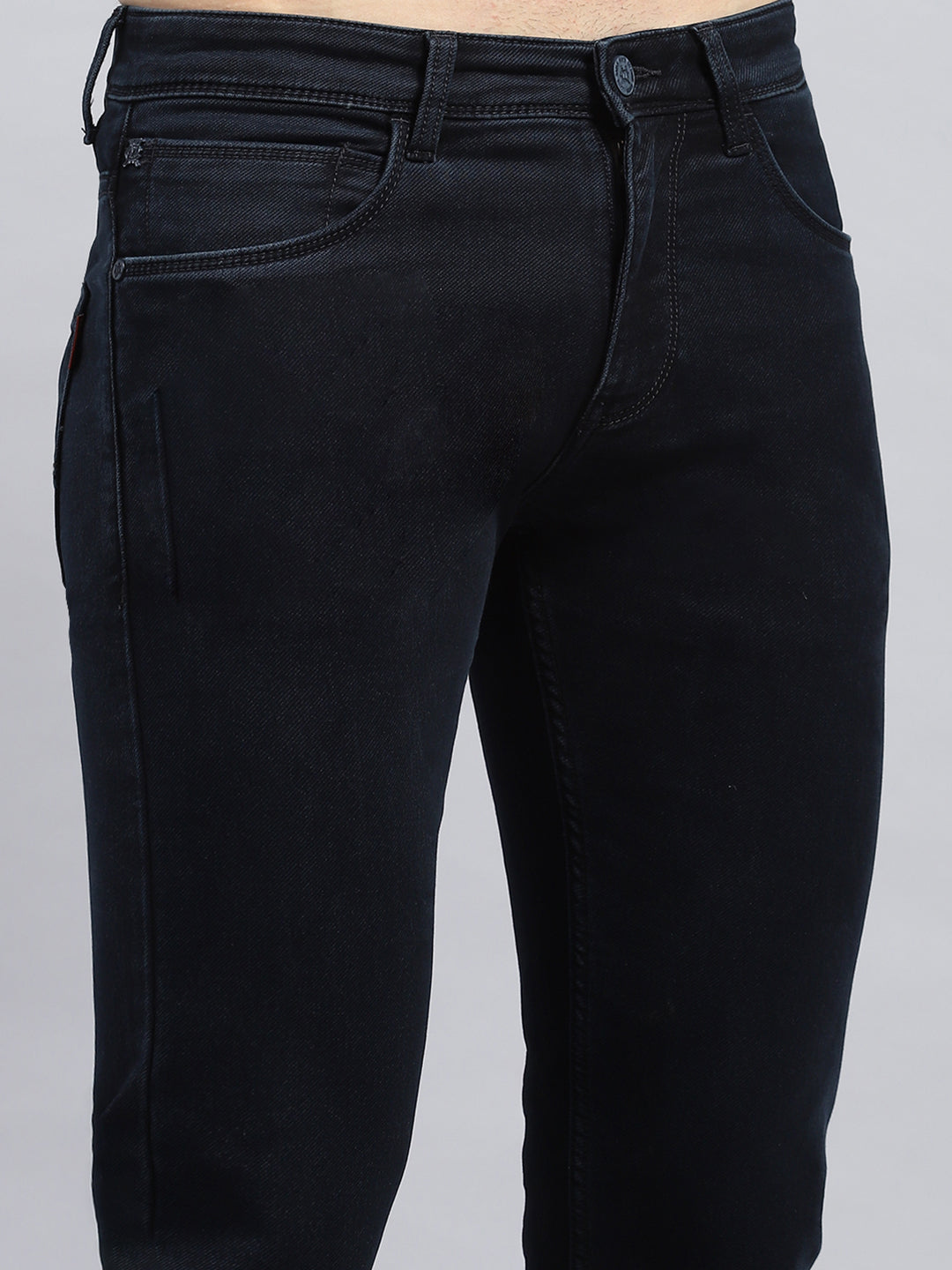 Men Blue Solid Narrow Fit Denim