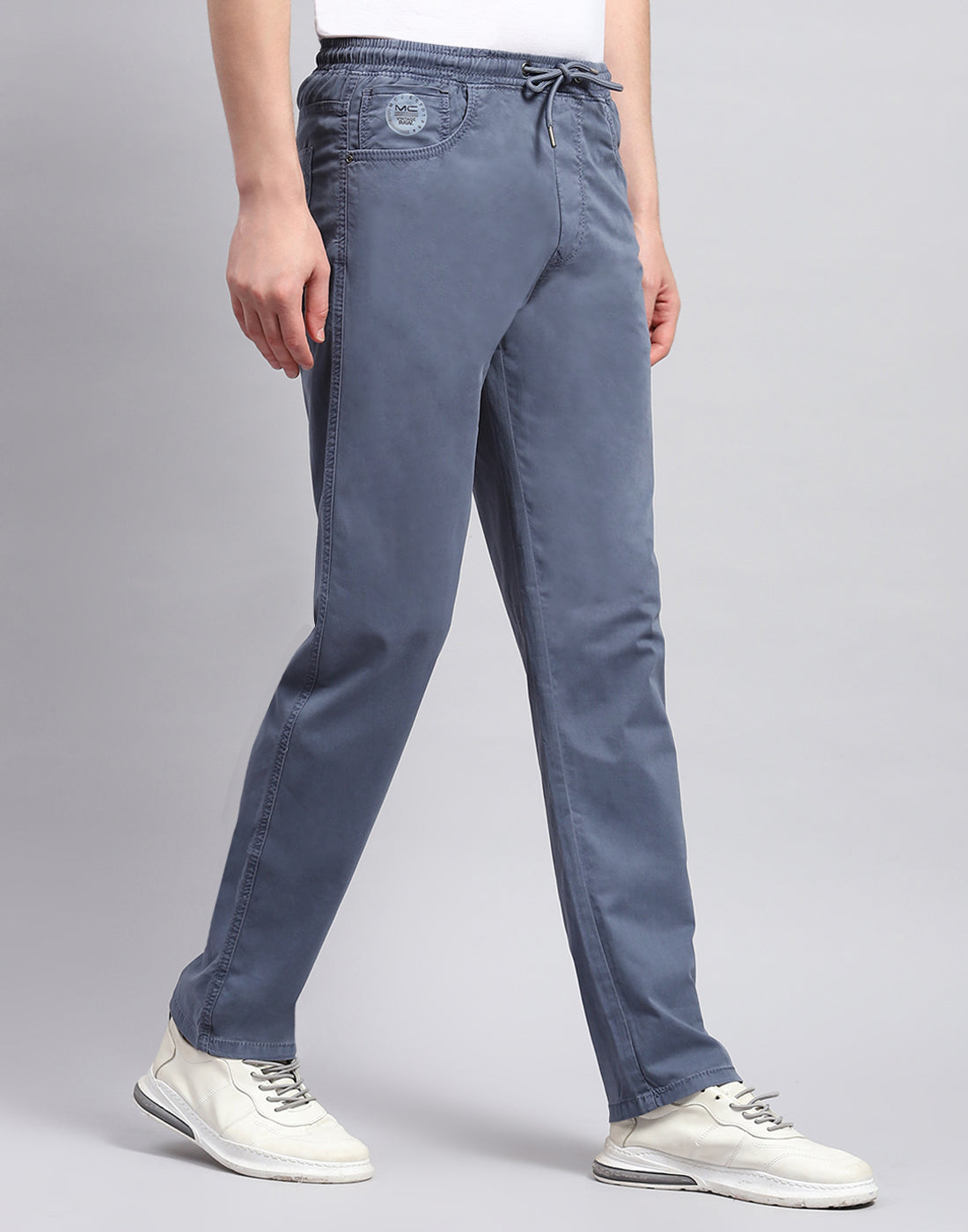 Men Blue Solid Regular Fit Lower