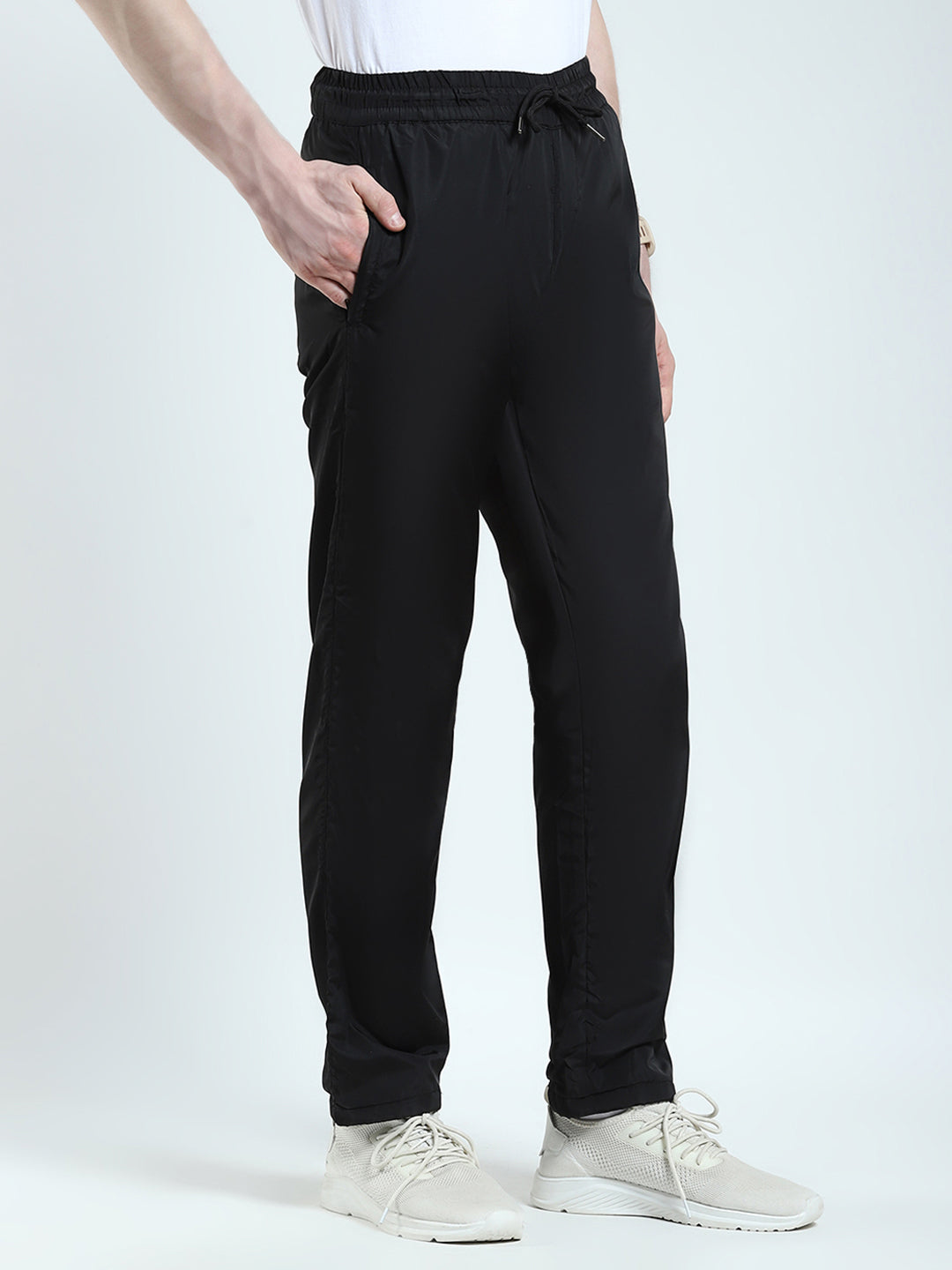 Men Black Solid Regular Fit Winter Lower