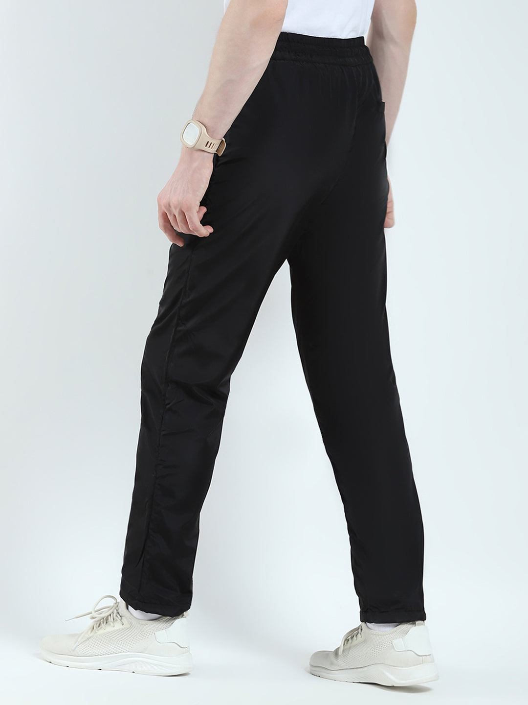 Men Black Solid Regular Fit Winter Lower