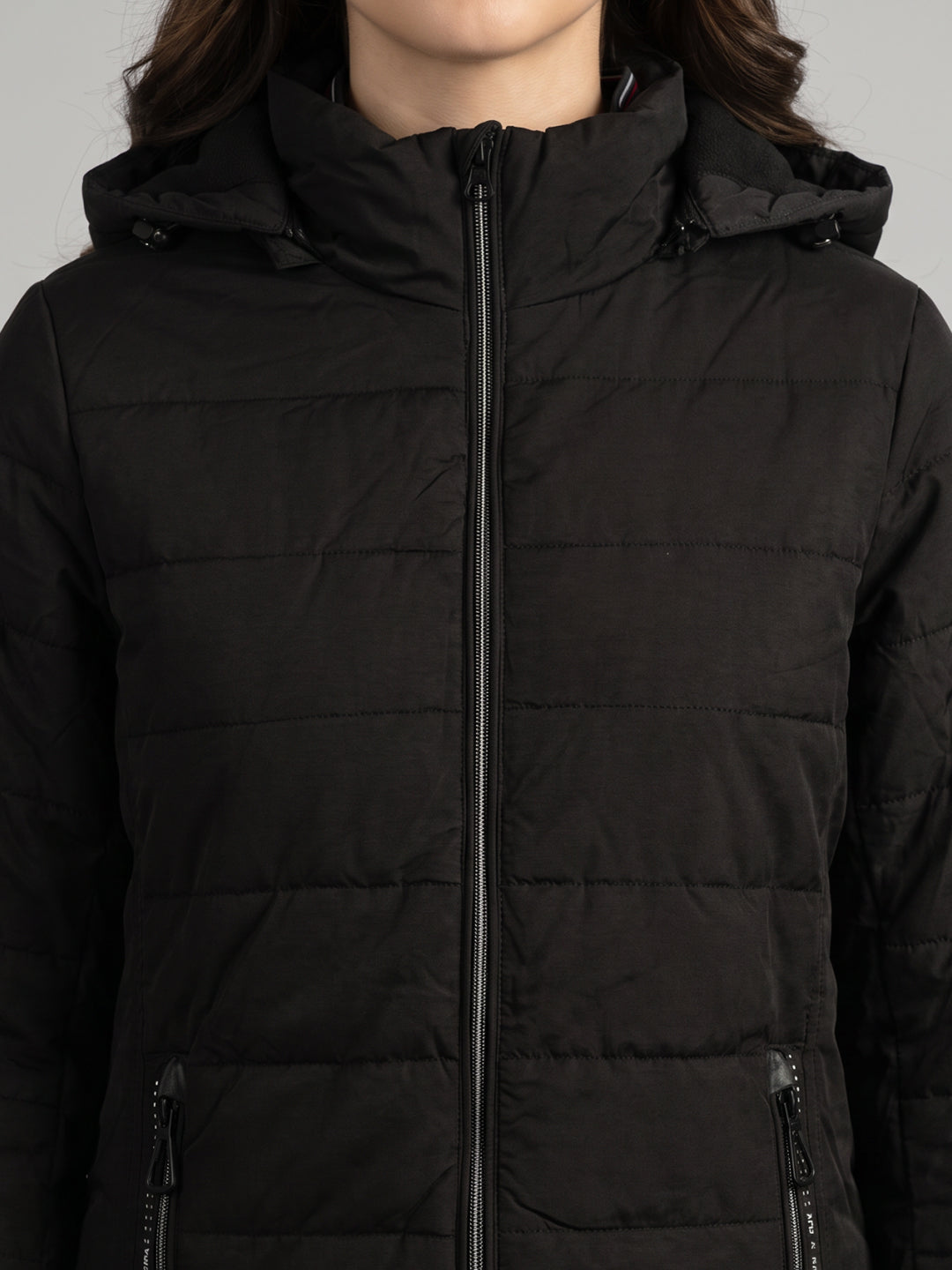 Women Black Solid Collar Full Sleeve Jacket