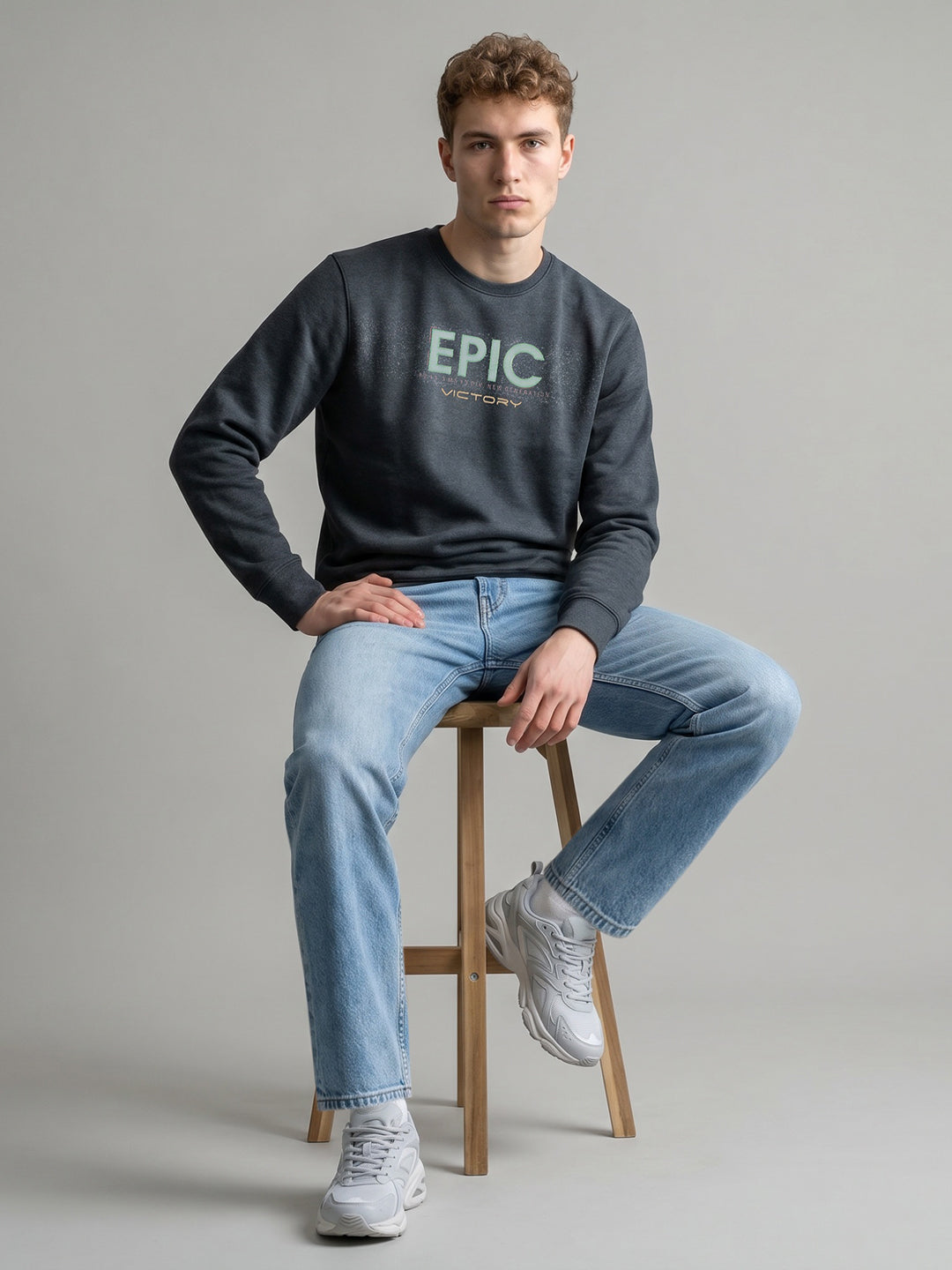 Men Grey Solid Round Neck Full Sleeve T-Shirt