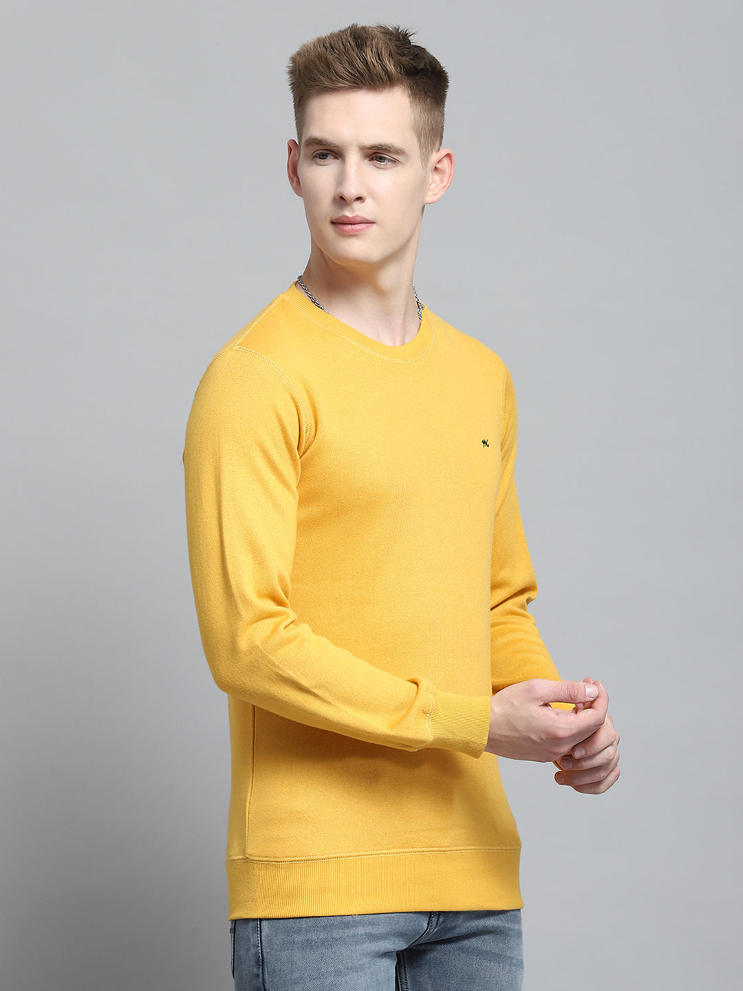 Men Yellow Solid Round Neck Full Sleeve Winter T-Shirt