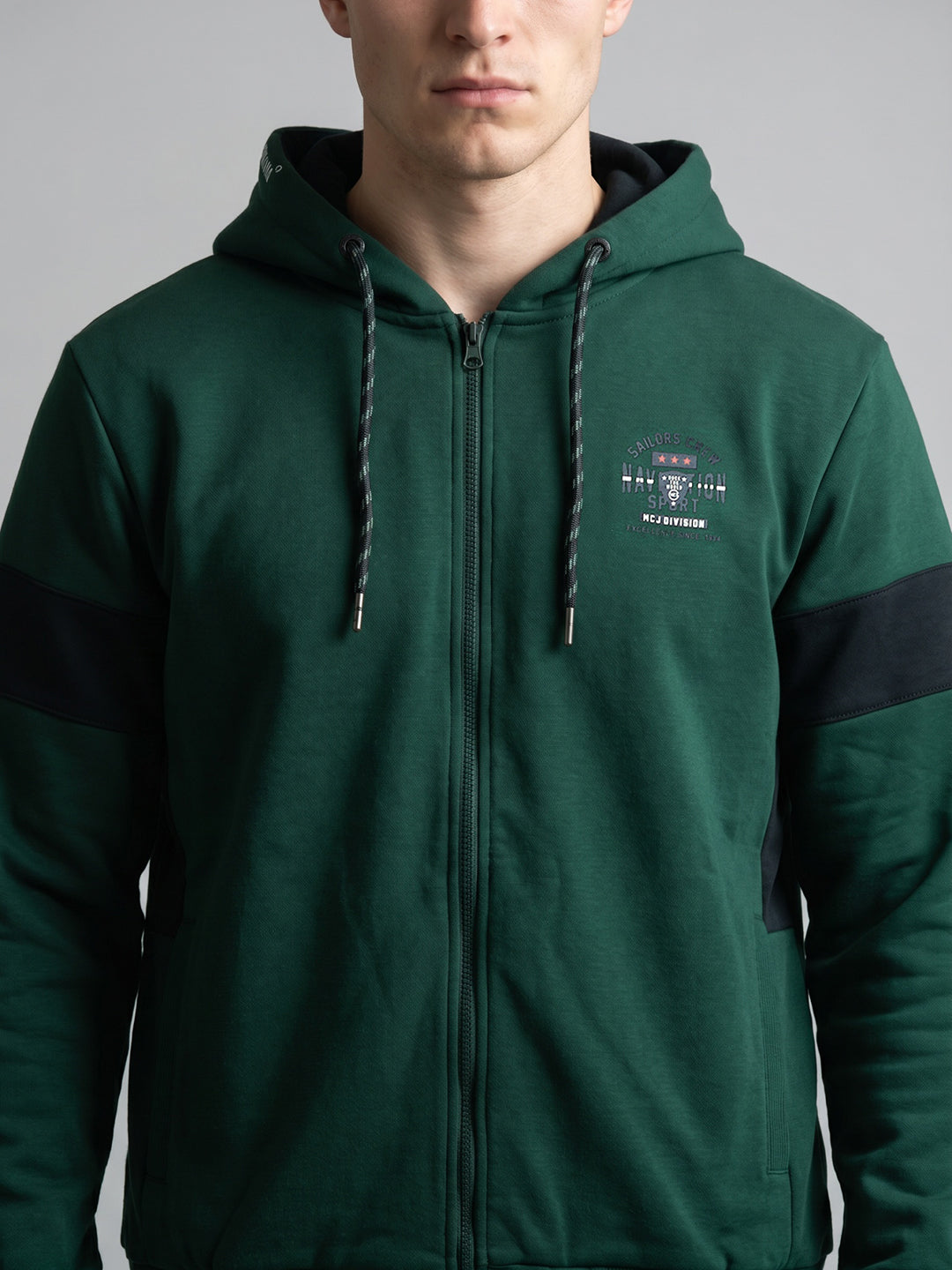 Men Bottle Green Solid Hooded Full Sleeve Sweatshirt