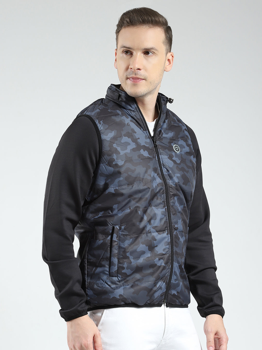 Men Black Solid Detachable Hood Full Sleeve Reversible Sweatshirt