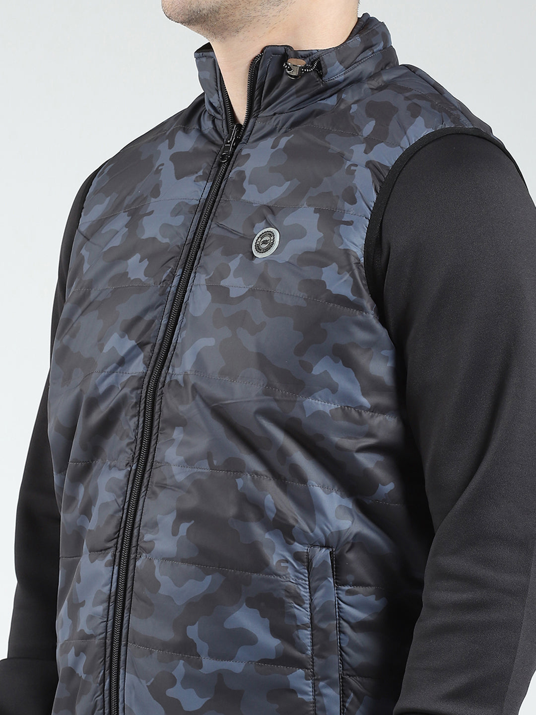 Men Black Solid Detachable Hood Full Sleeve Reversible Sweatshirt