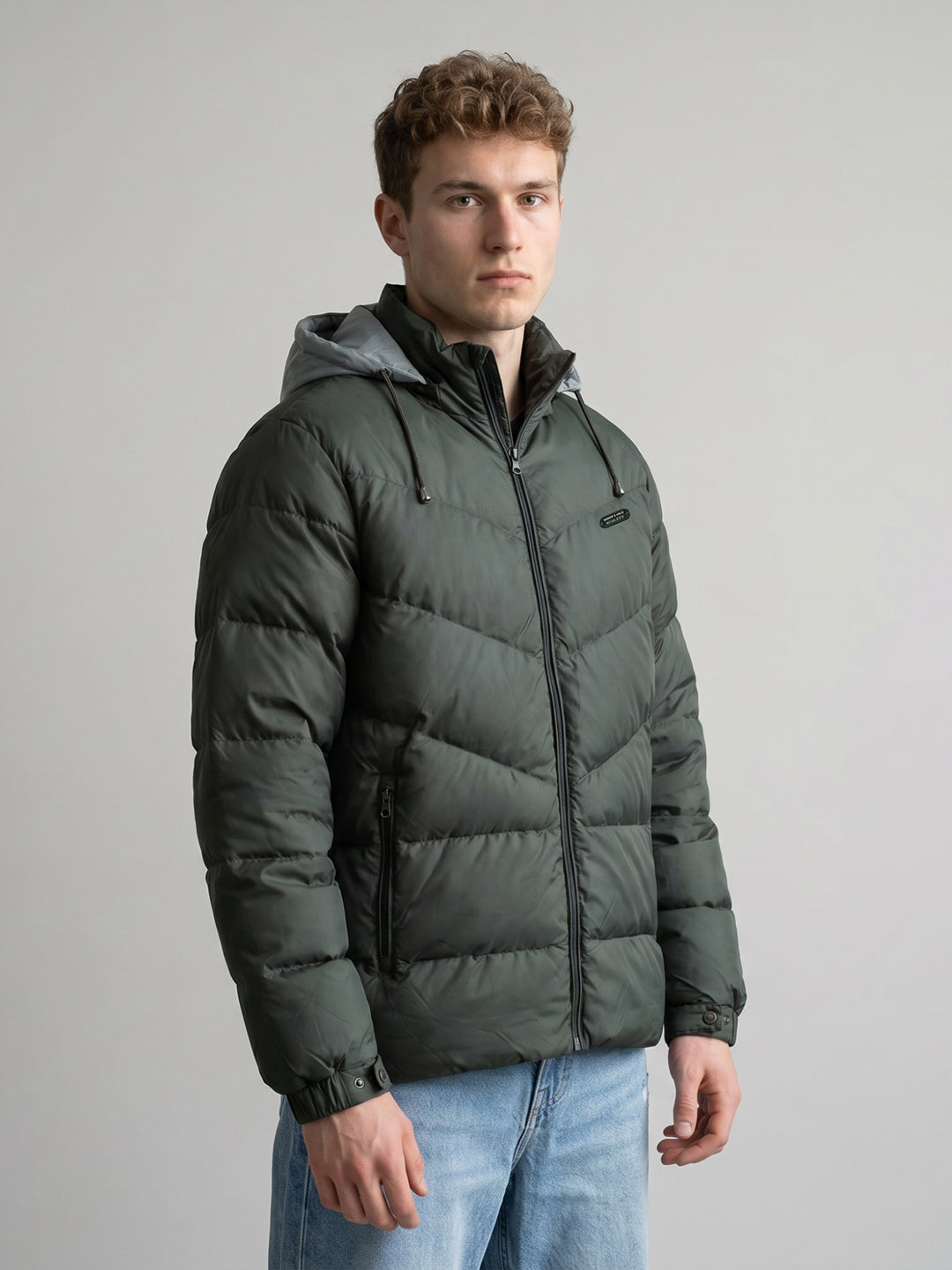 Men Grey Solid Stand Collar Full Sleeve Puffer Jacket