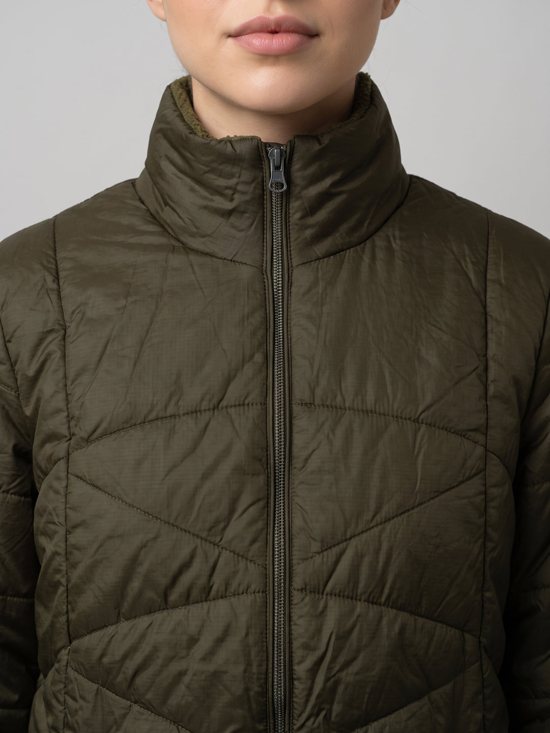 Women Olive Solid Stand Collar Full Sleeve Jacket