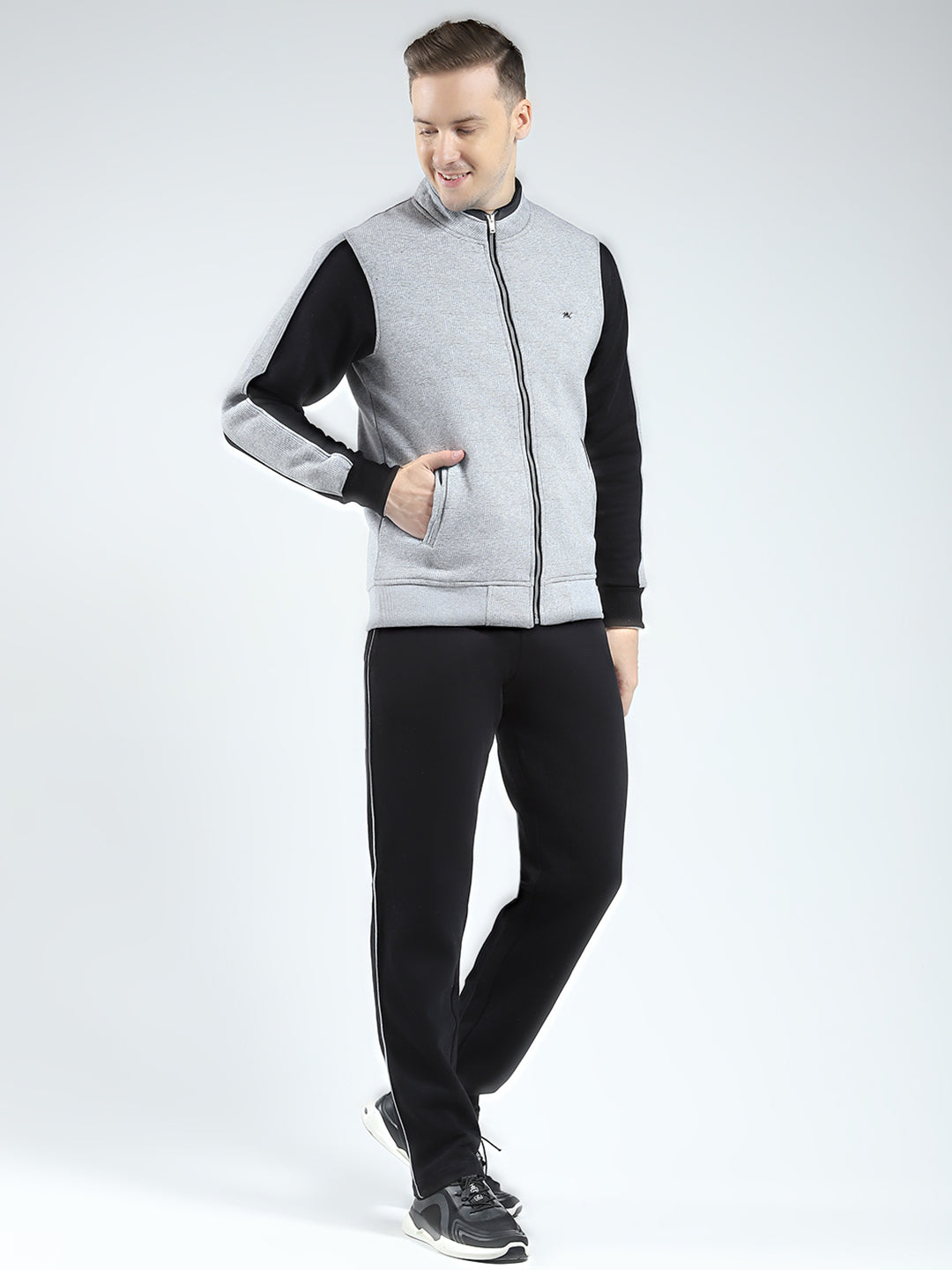 Men Black & Grey Solid Mock Neck Full Sleeve Winter Tracksuit