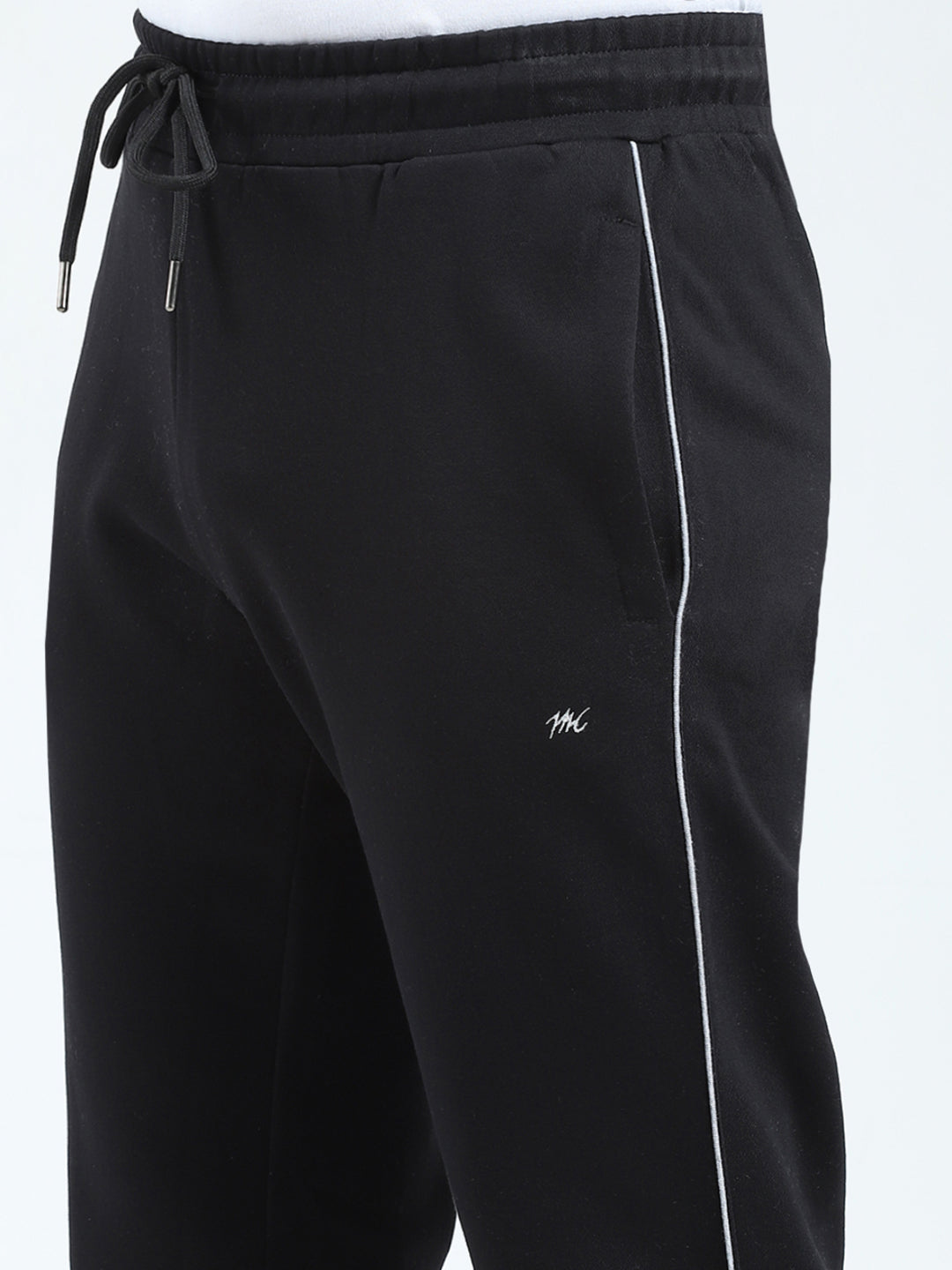 Men Black & Grey Solid Mock Neck Full Sleeve Winter Tracksuit