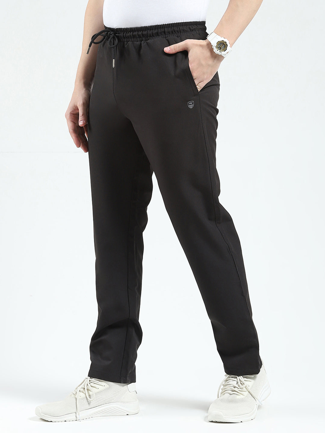 Men Black Solid Mock Neck Full Sleeve Winter Tracksuit