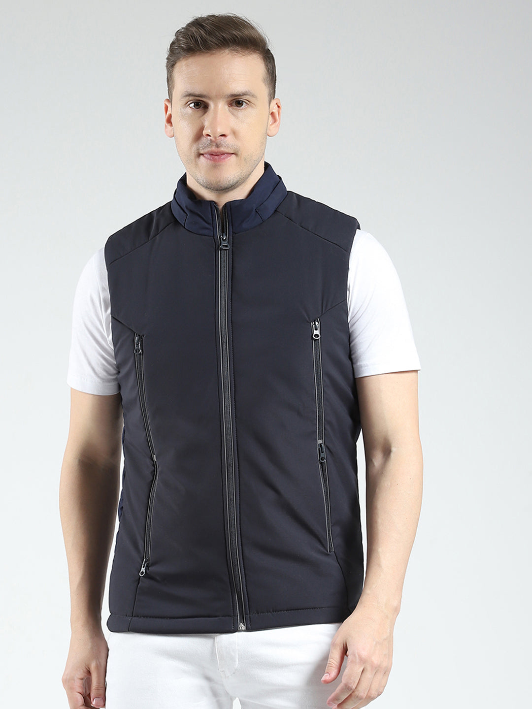 Men Black Solid Hooded Full Sleeve Jacket