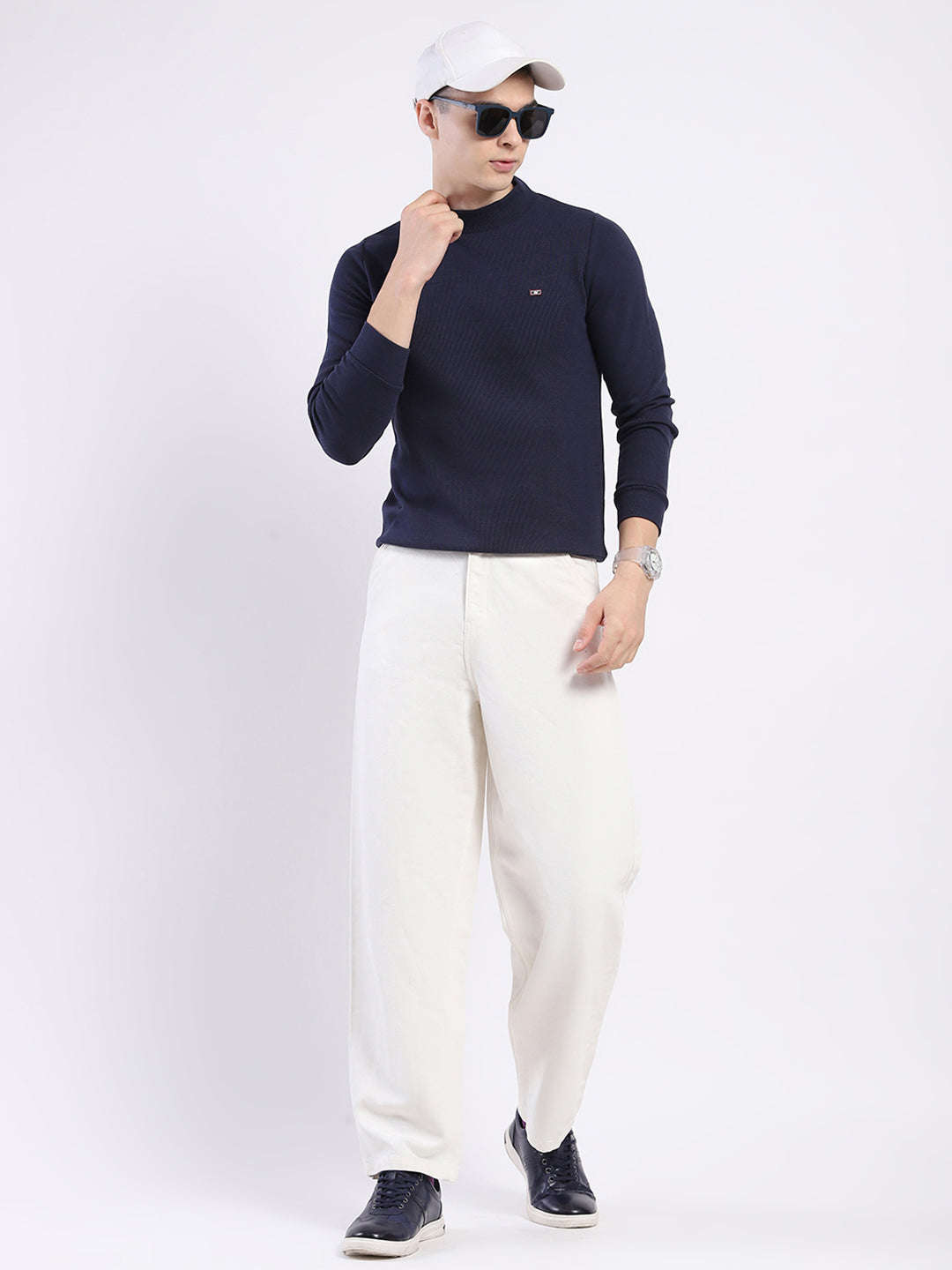 Men Navy Blue Solid Round Neck Full Sleeve Winter T-Shirt