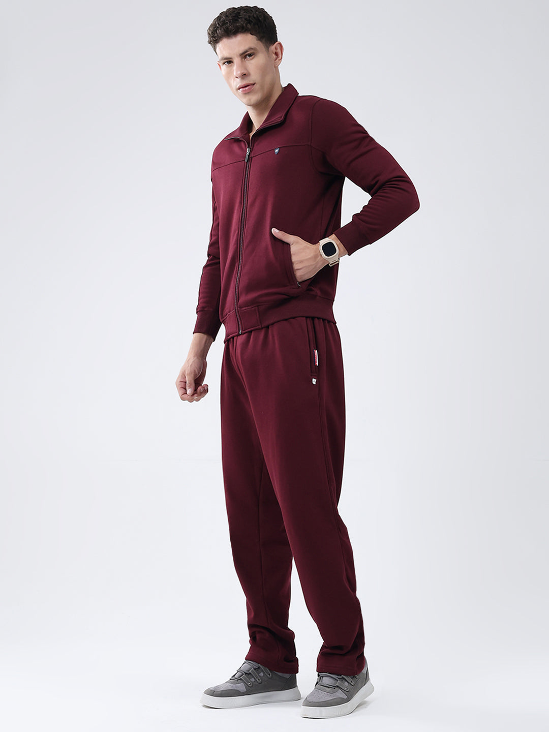 Men Maroon Solid Collar Full Sleeve Winter Tracksuit