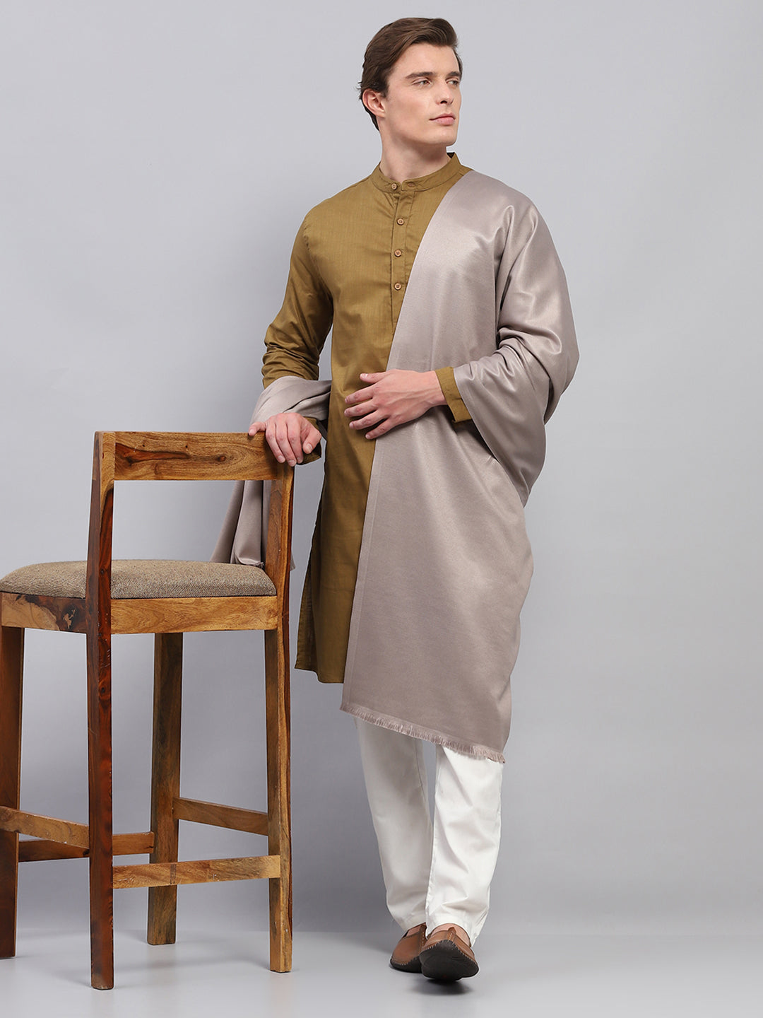 Men Grey Solid Lohi Shawl