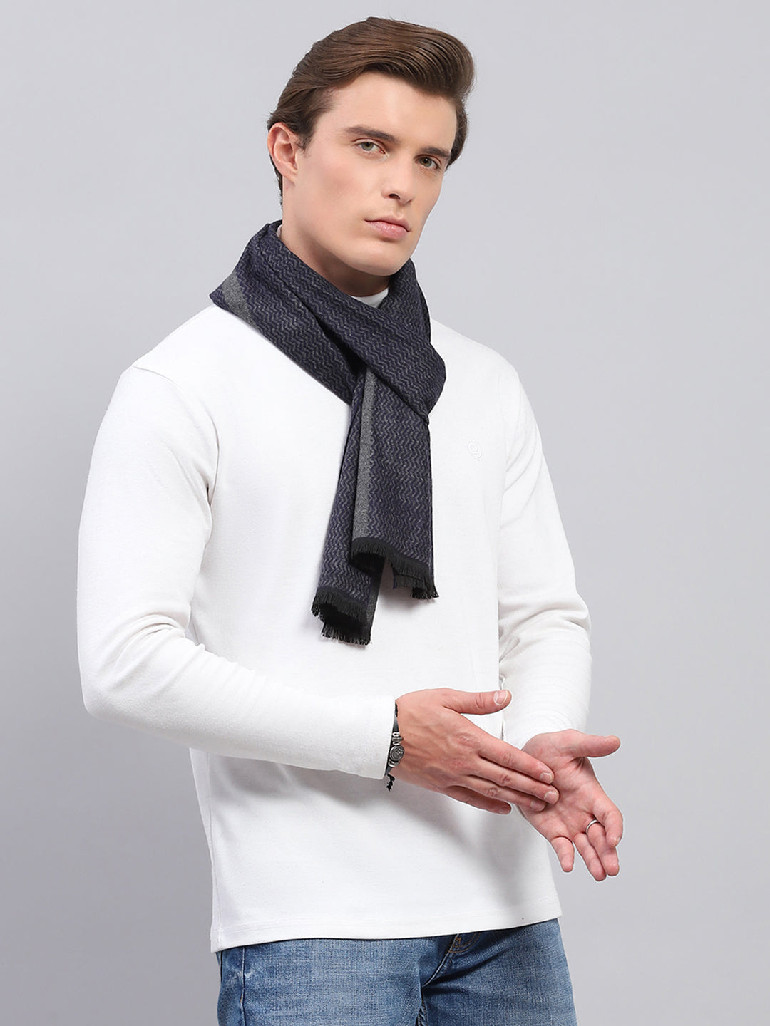 Men Navy Blue Self Design Muffler