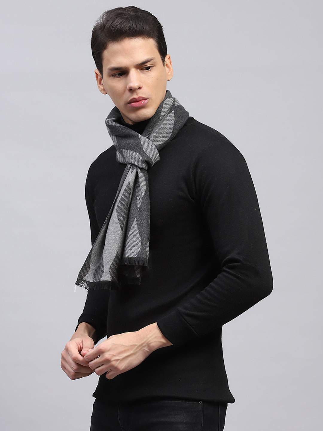 Men Grey Self Design Muffler