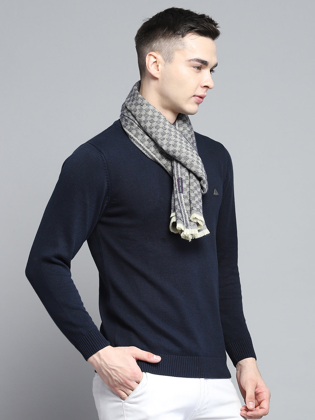Men Grey Self Design Muffler