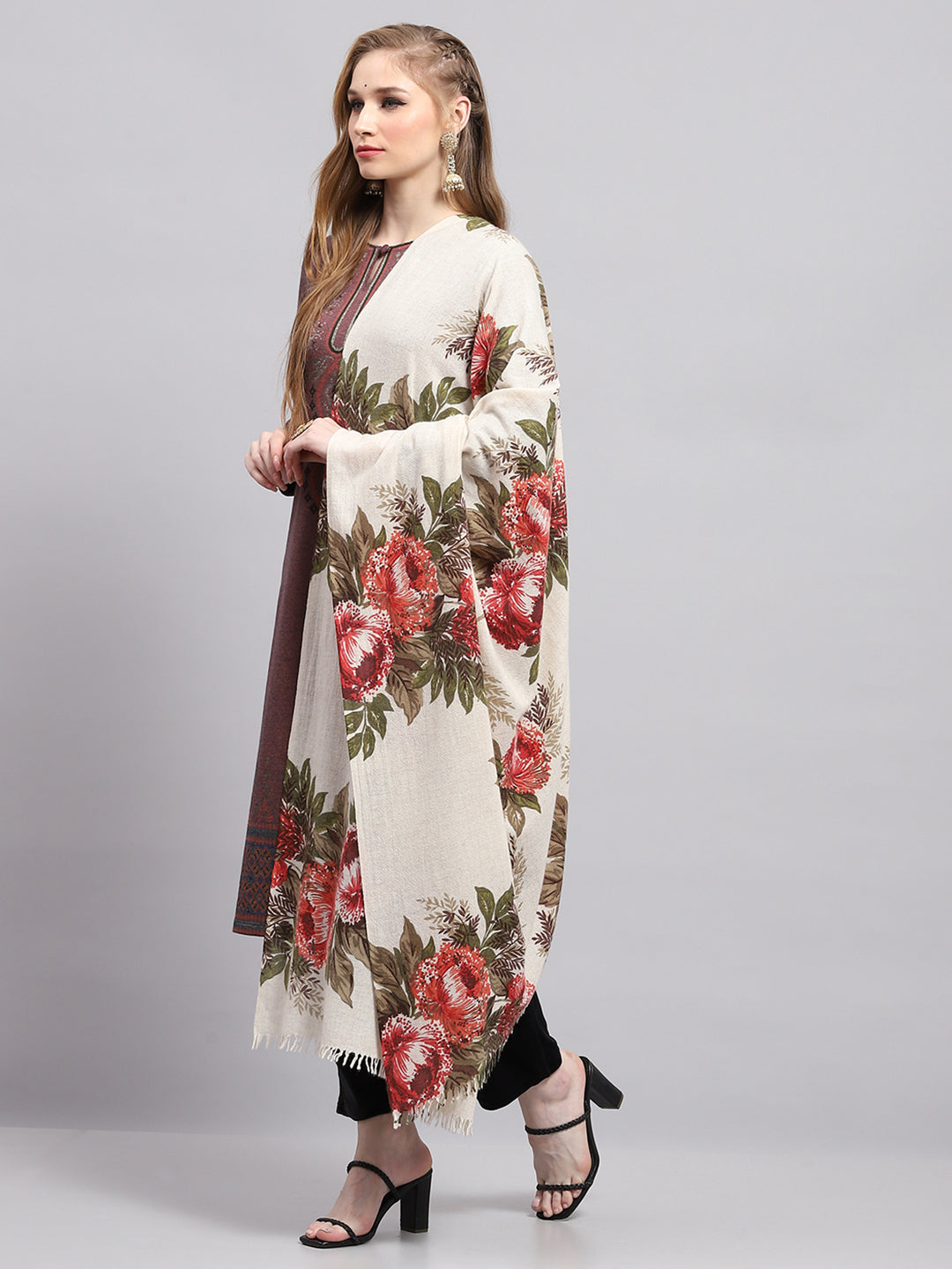 Women Multicolor Floral Print Shawl