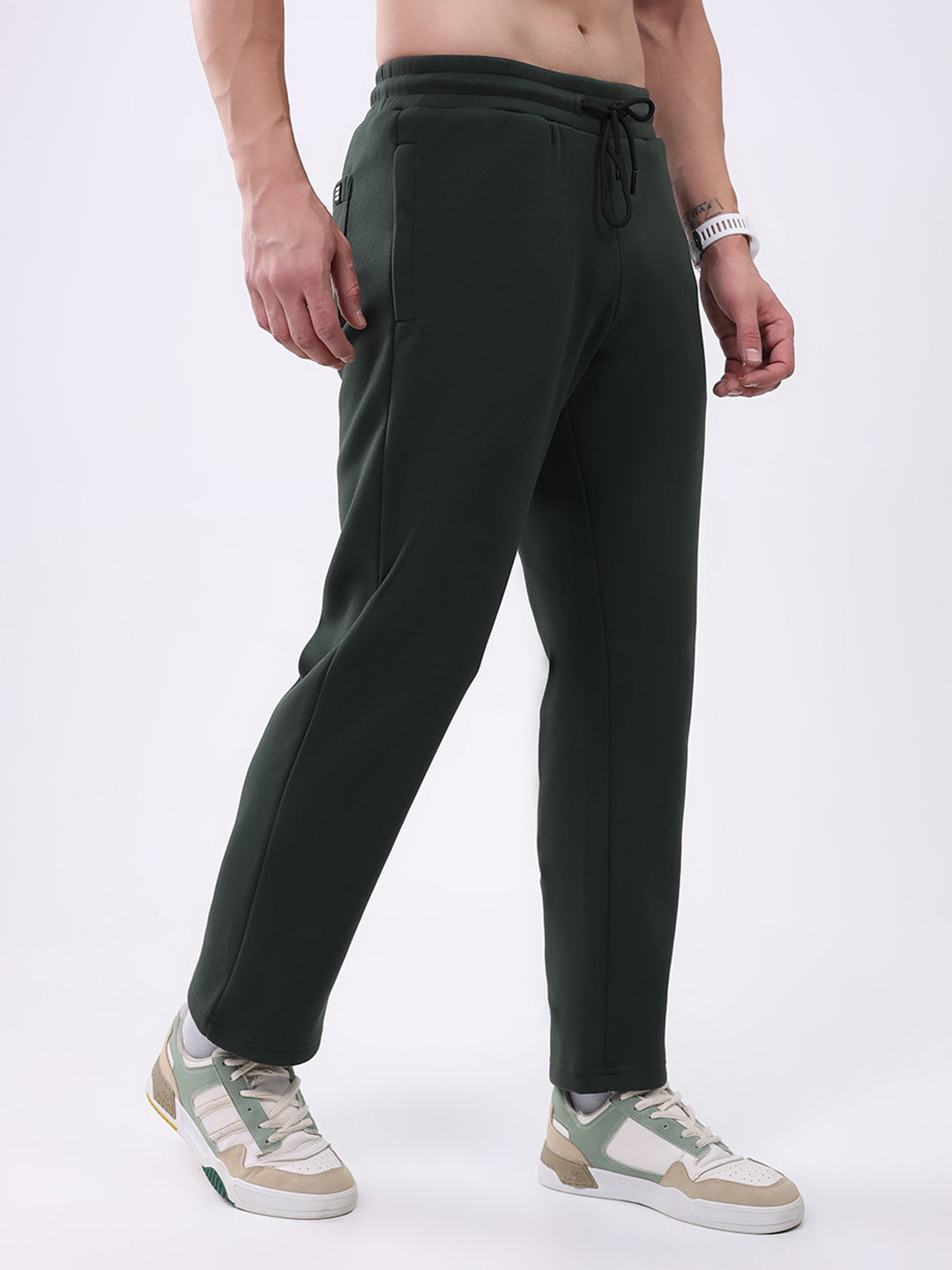 Rock.it Men Olive Solid Regular Fit Winter Lower