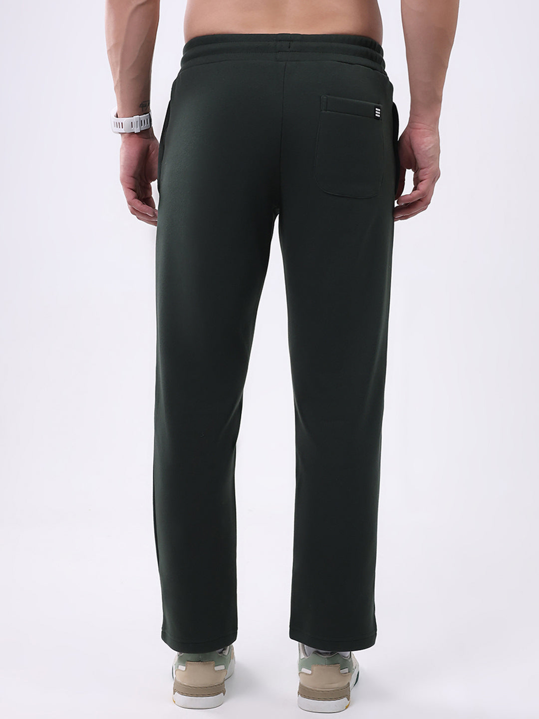 Rock.it Men Olive Solid Regular Fit Winter Lower