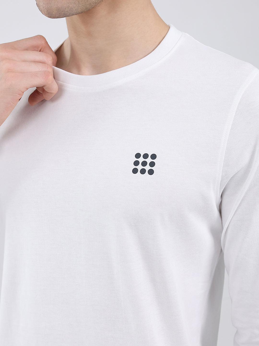 Rock.it Men White Solid Round Neck Full Sleeve Winter T-Shirt