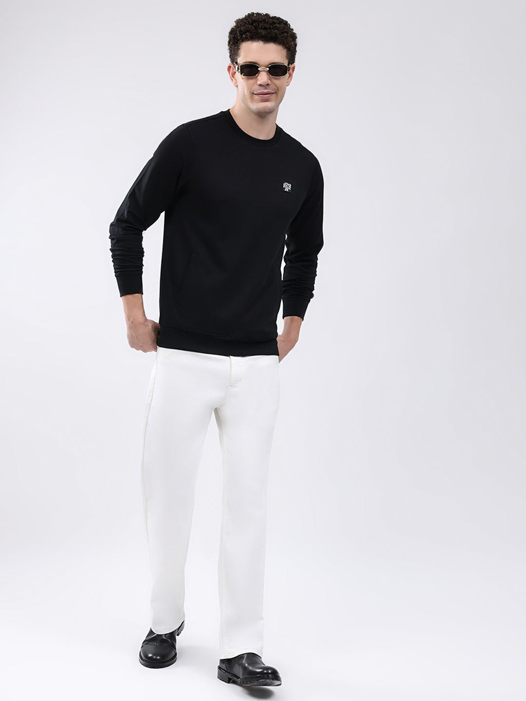 Rock.it Men Black Solid Round Neck Full Sleeve Sweatshirt