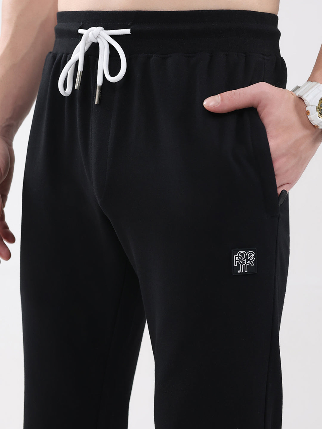 Rock.it Men Black Solid Regular Fit Winter Lower