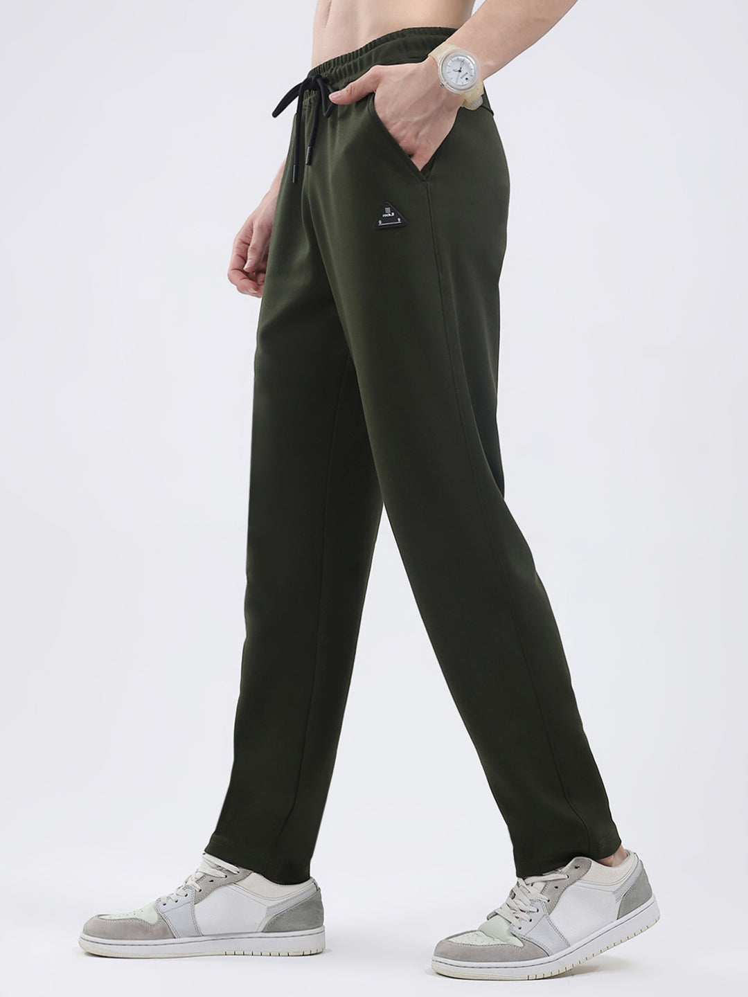 Rock.it Men Olive Solid Regular Fit Winter Lower