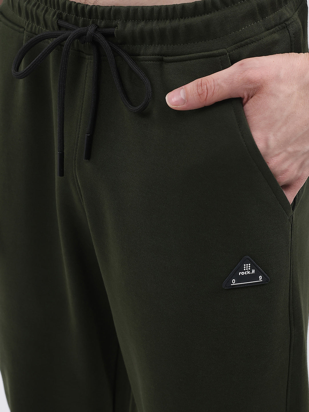 Rock.it Men Olive Solid Regular Fit Winter Lower