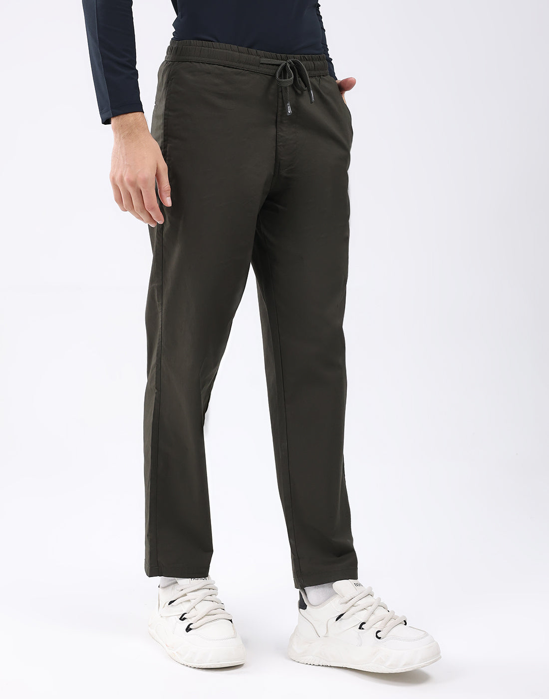 Rock.it Men Olive Solid Regular Fit Winter Lower