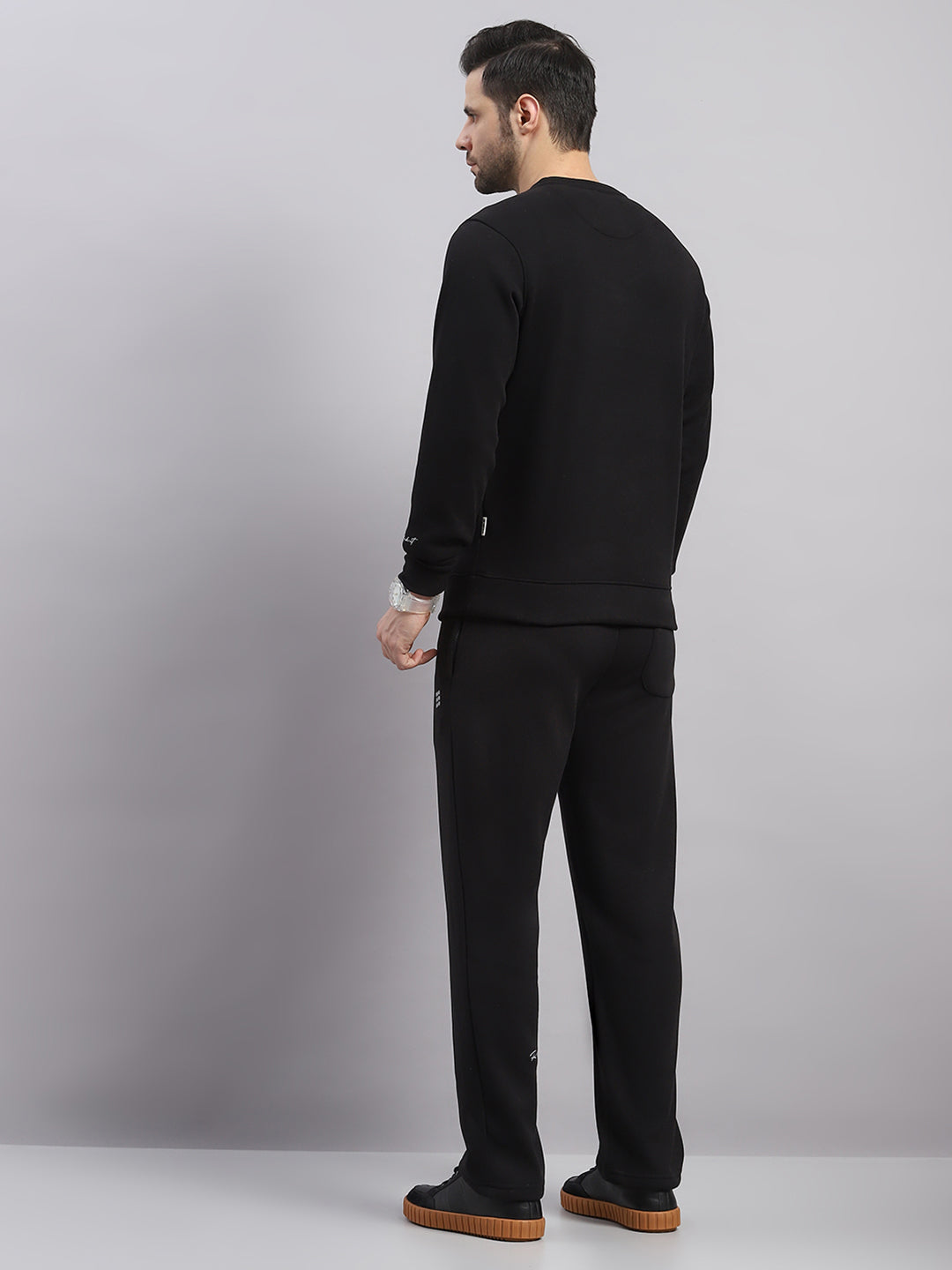 Rock.it Men Black Solid Round Neck Full Sleeve Winter Tracksuit