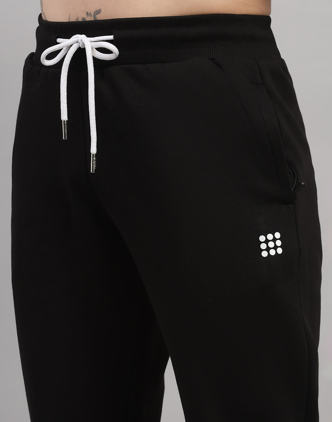 Rock.it Men Black Solid Regular Fit Winter Lower