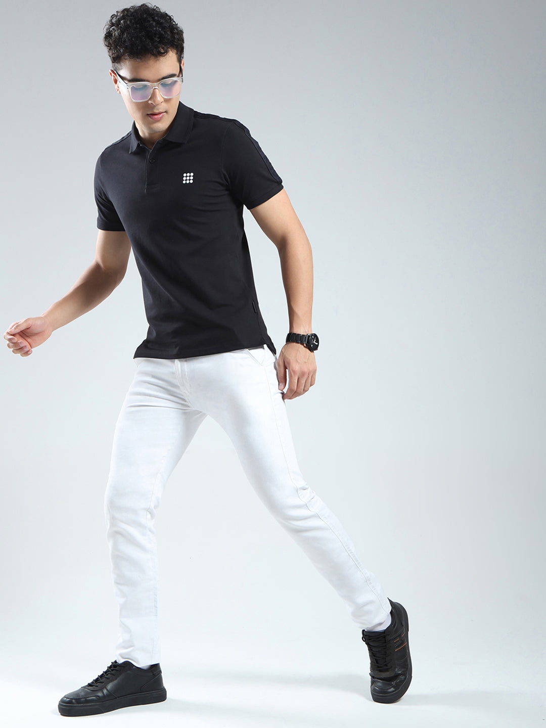 Rock.it Men Black Solid Collar Half Sleeve T-Shirt