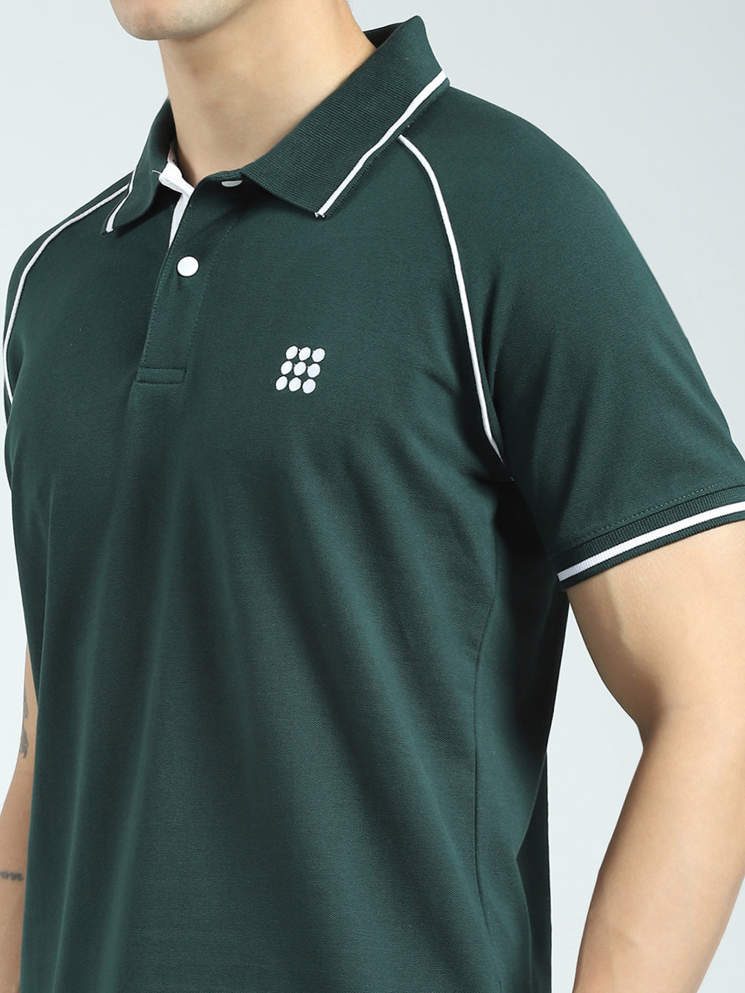 Rock.it Men Green Solid Collar Half Sleeve T-Shirt
